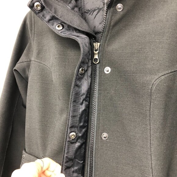 The North Face  Black APEX Primaloft Belted Jacket size S - Picture 11 of 16
